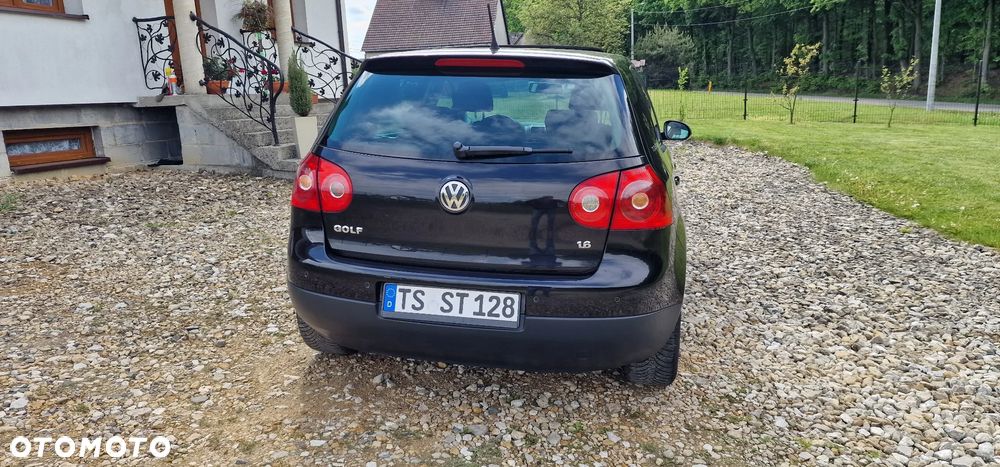 Volkswagen Golf 1.6 Tour - 4