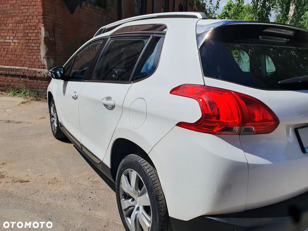 Peugeot 2008 PureTech 82 ETG5 STOP&START Allure - 6