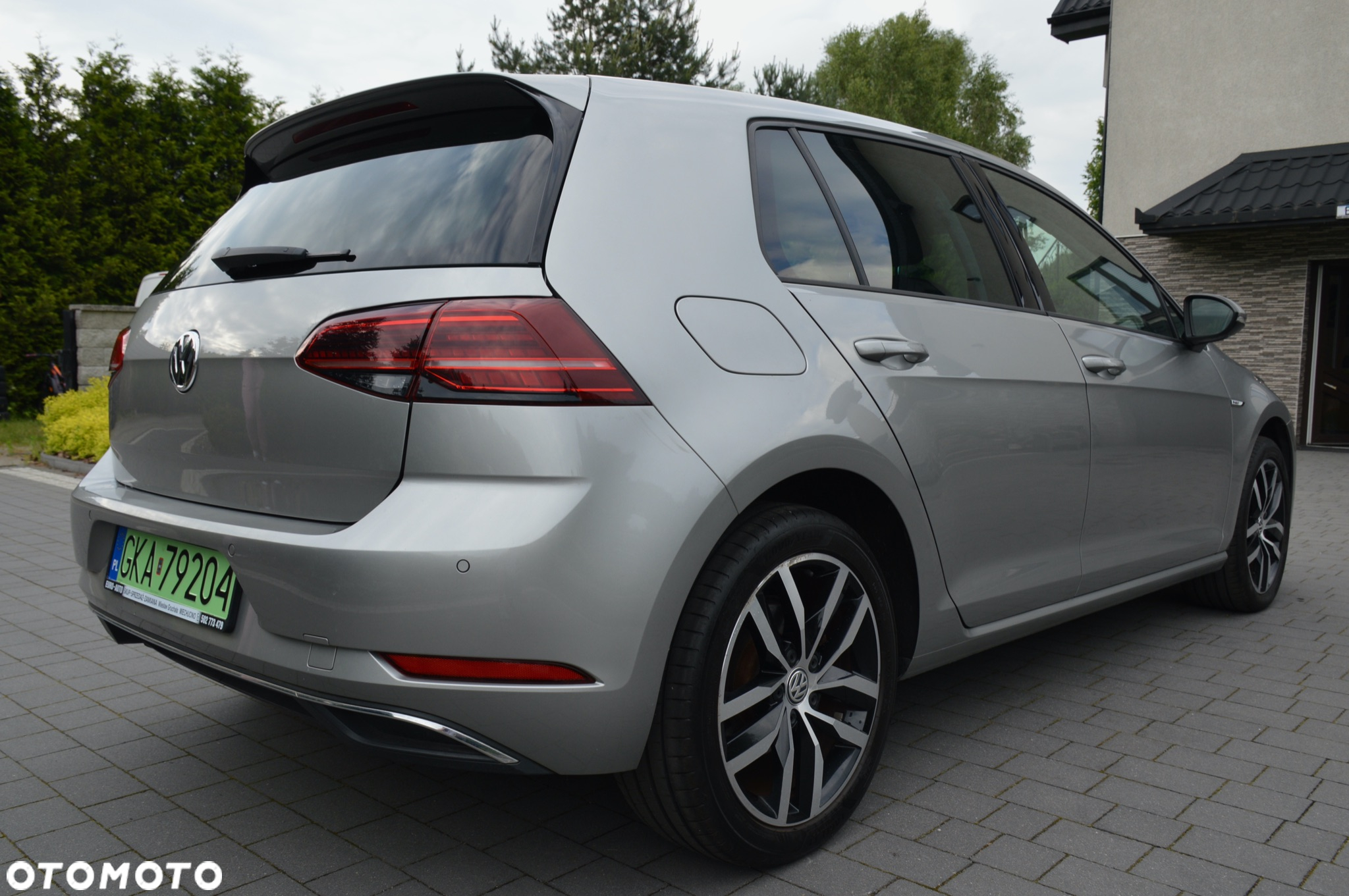 Volkswagen Golf e-Golf - 10