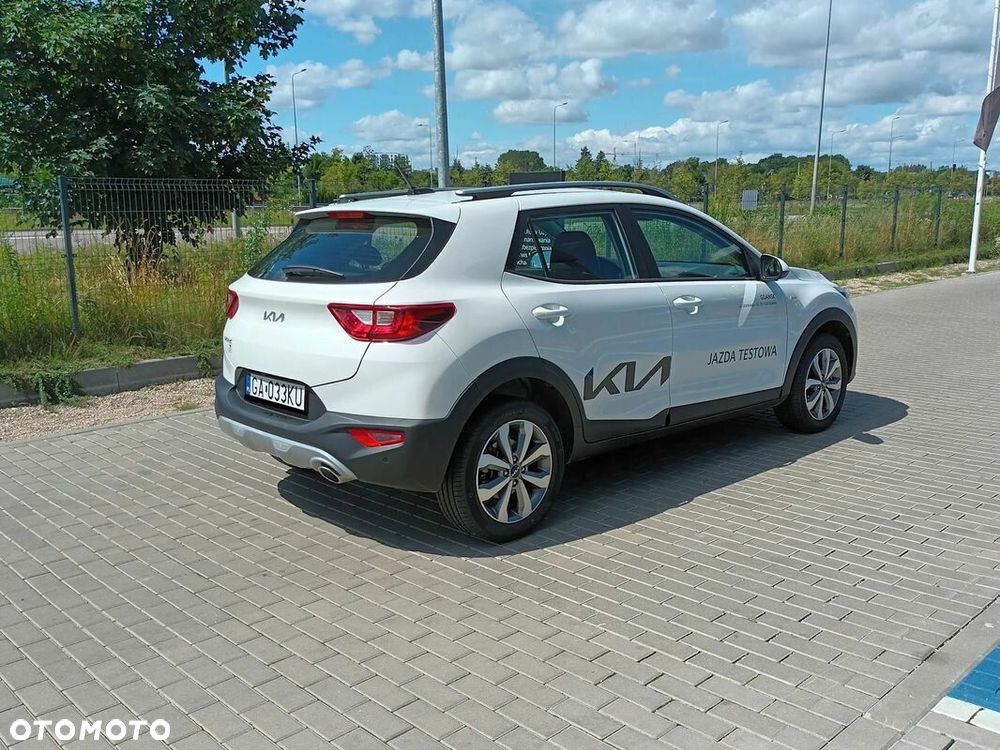 Kia Stonic 1.2 M - 6
