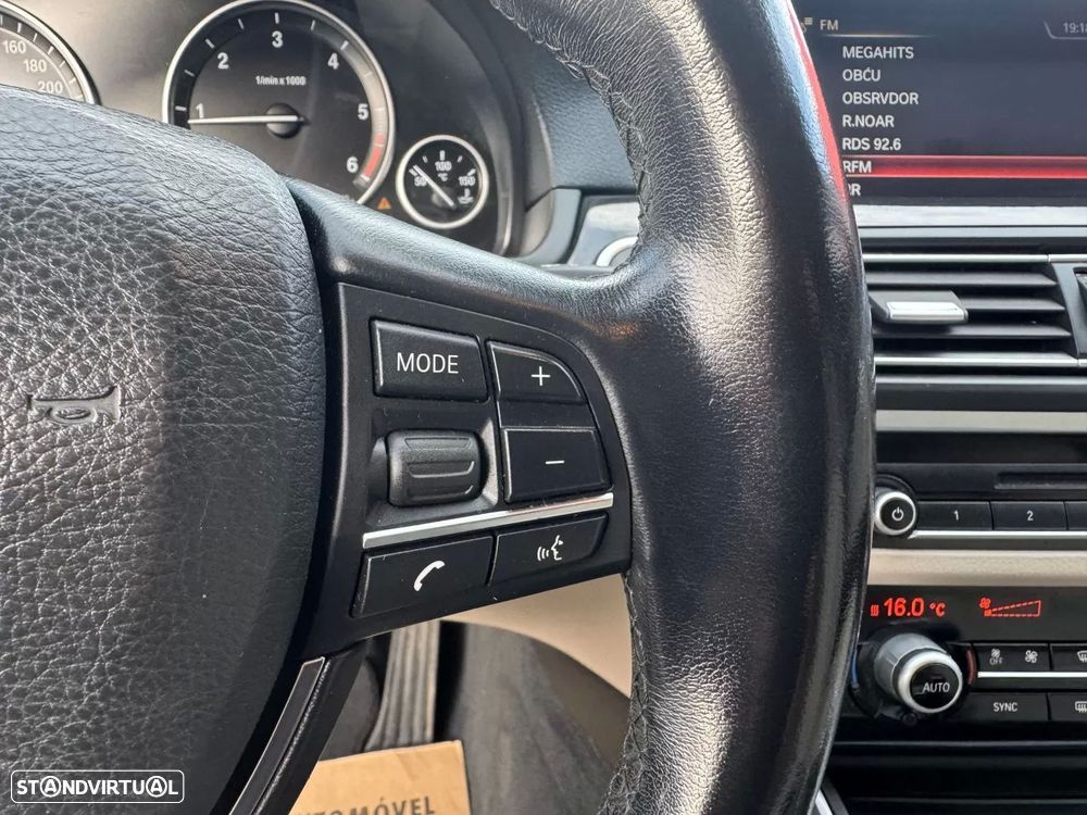 BMW 518 d Line Luxury - 29