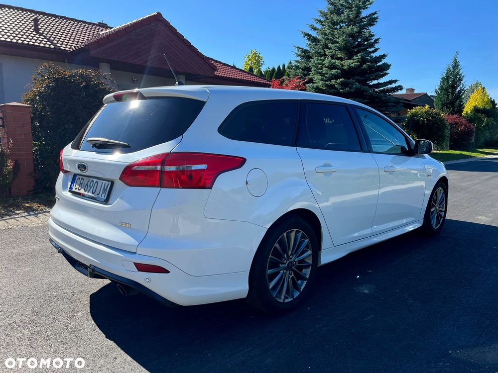 Ford Focus - 4