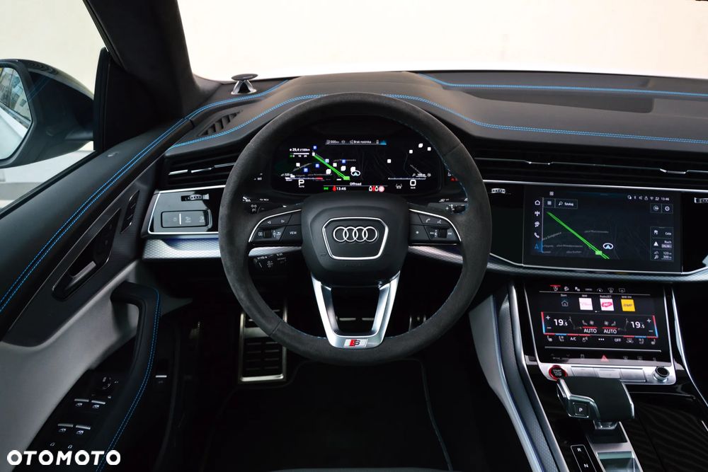 Audi SQ8 2025