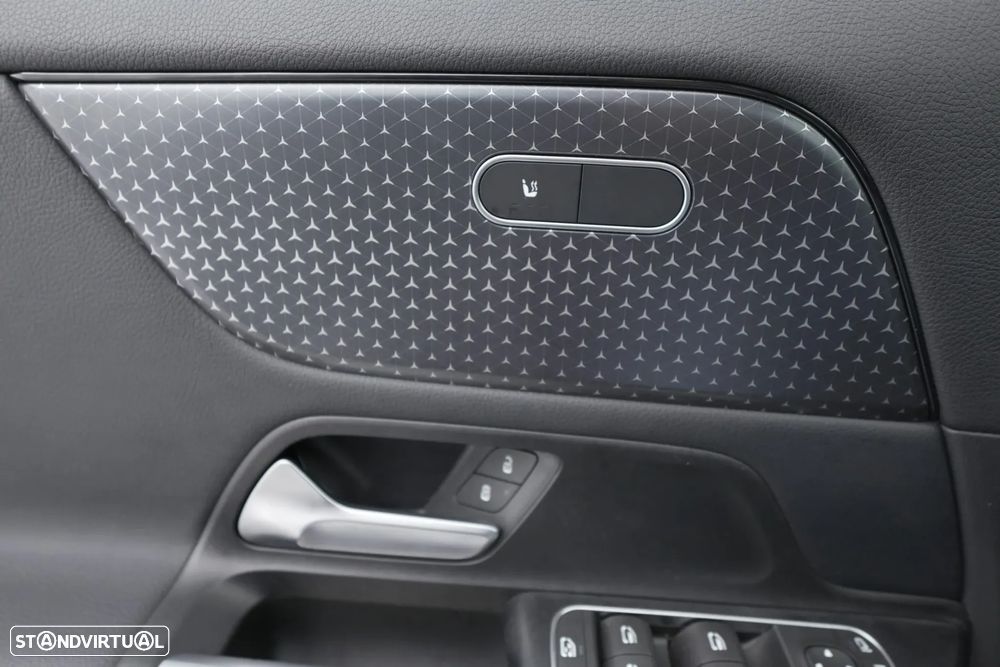 Mercedes-Benz GLA 250 e Progressive - 18