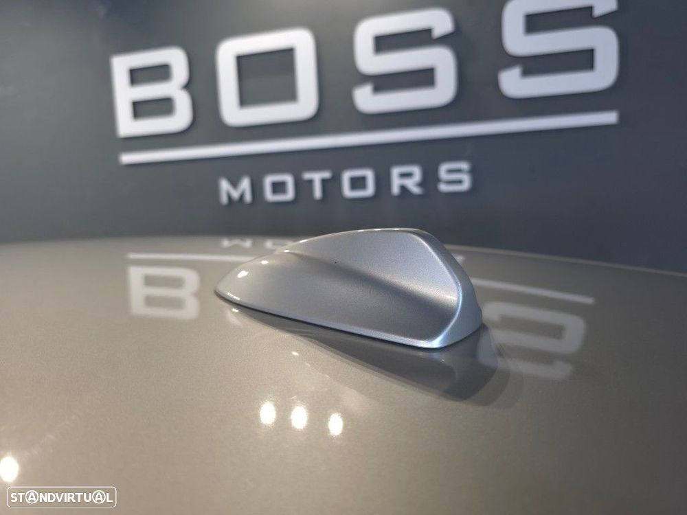 Volvo V40 1.6 D2 Momentum - 18