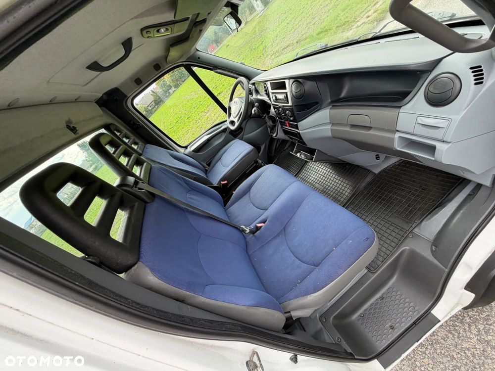 Iveco 60C18 * 3.0 / 180KM * Rama do zabudowy * Rozstaw osi: 3.45m * - 35