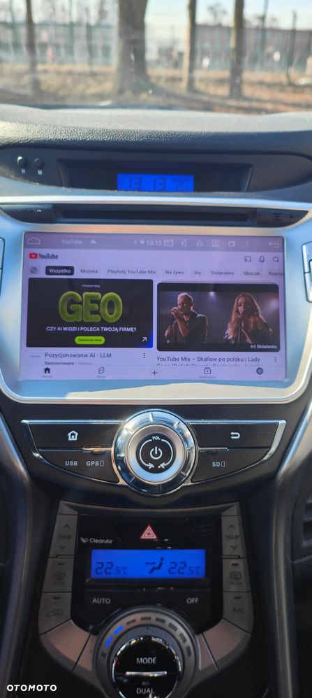 Hyundai Elantra 1.6 Comfort - 4