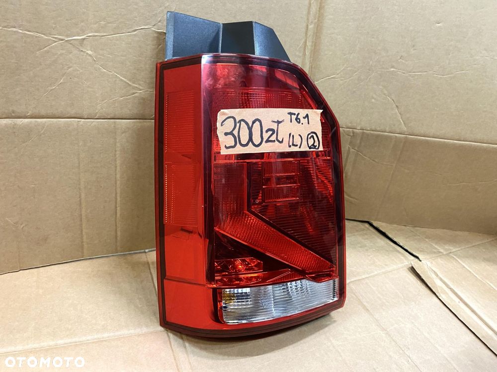 VW T6 T6.1 LIFT TRANSPORTER CARAVELLE 15- LAMPA TYLNA LEWA ORYGINALNA - 2