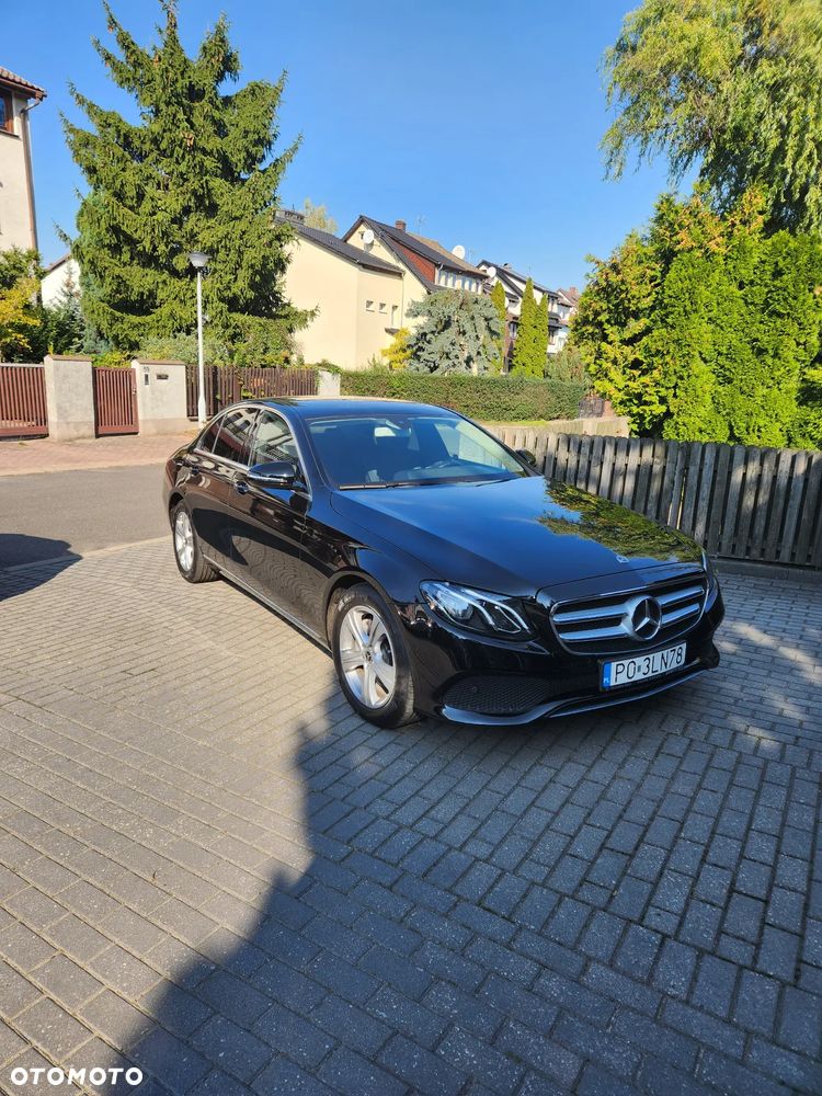 Mercedes-Benz Klasa E 220 d 4-Matic 9G-TRONIC - 10