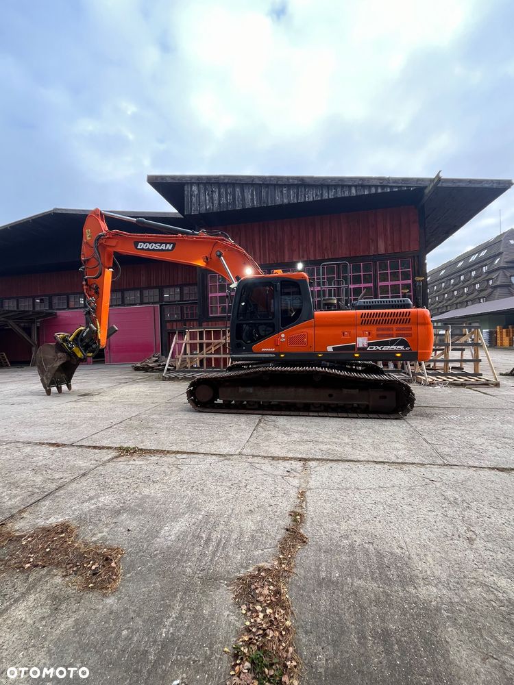 Doosan DX255LC-5 LEICA 3D Rototilt Szczypce koparka Gąsienicowa - 3