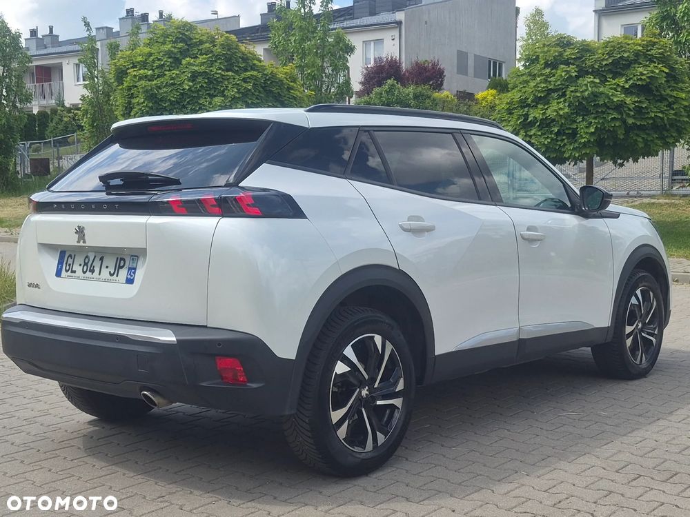 Peugeot 2008 - 12