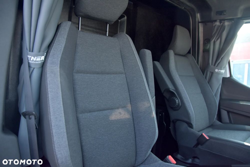 Renault Master zabudowa międzynarodowa 170KM 10EP 4200x2450x2300 - 27