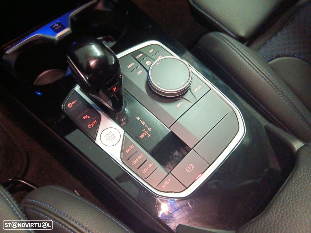 BMW 216 Gran Coupé d Pack Desportivo M - 17