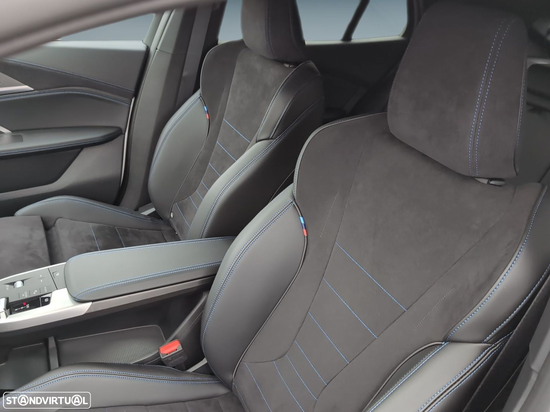 BMW X2 18 d sDrive Auto Pack M - 17