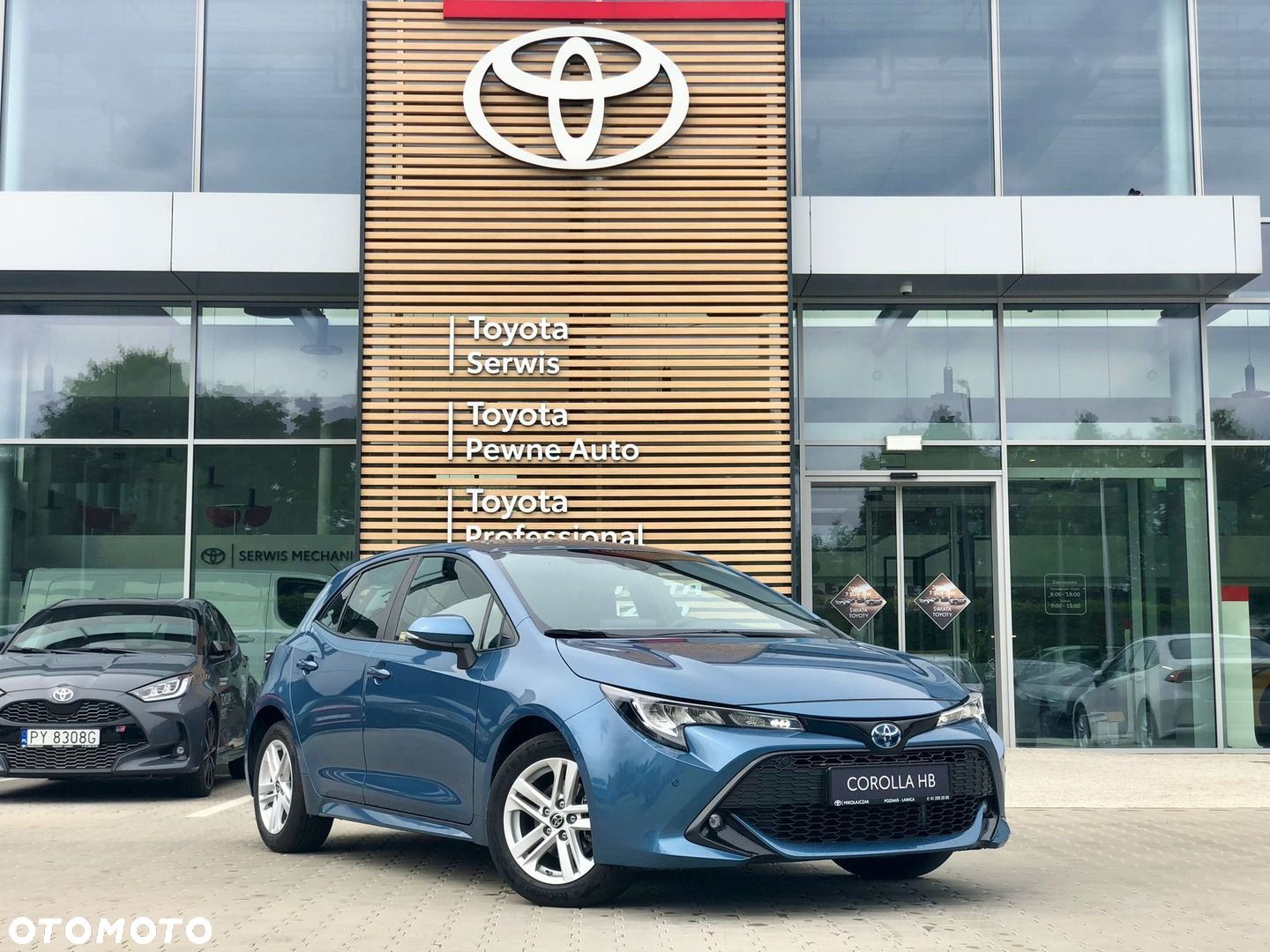 Toyota Corolla - 1