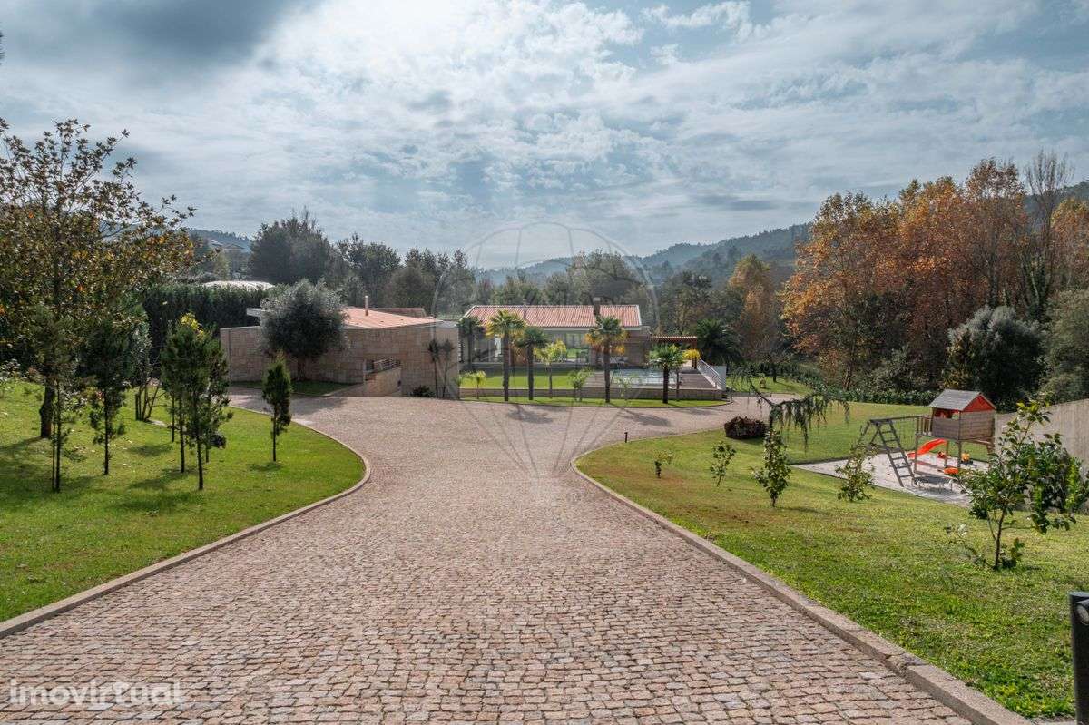 Moradia T4 para venda - Grande imagem: 2/50