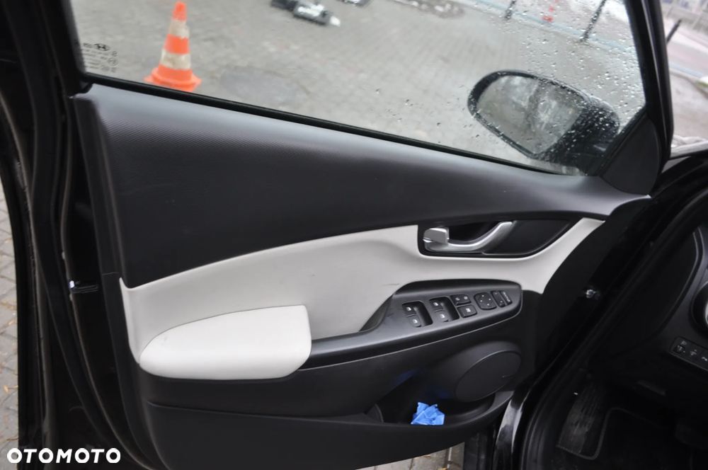 Hyundai Kona 1.6 GDI Hybrid Executive DCT - 22