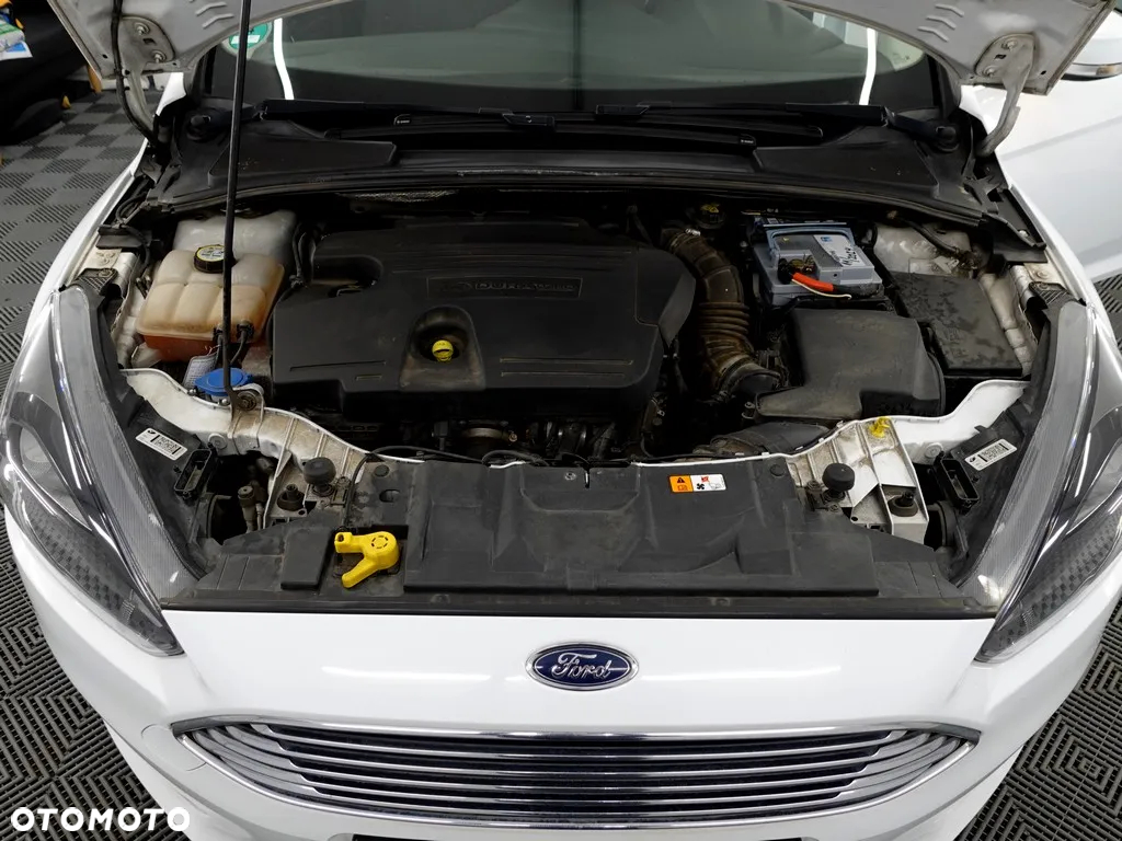 Ford Focus 2.0 TDCi Titanium ASS - 39