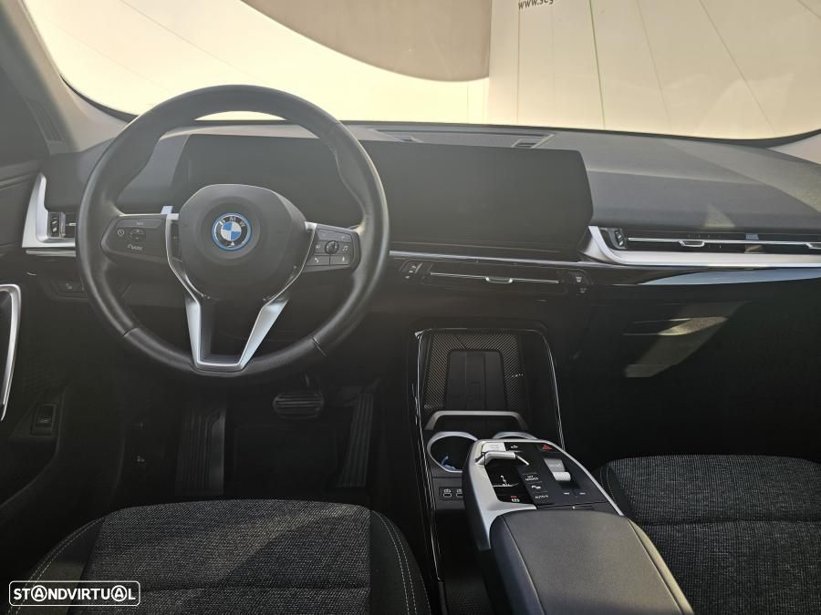 BMW X1 xDrive25e - 18