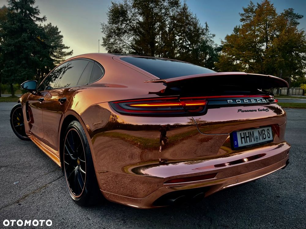 Porsche Panamera - 24