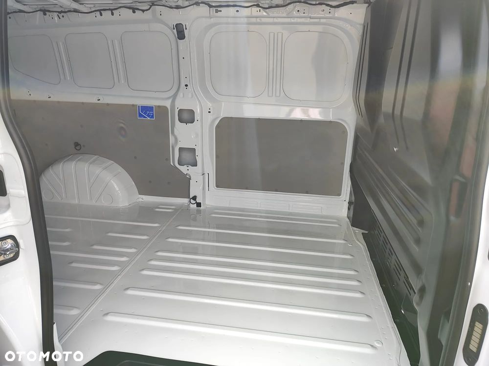 Volkswagen Transporter - 7