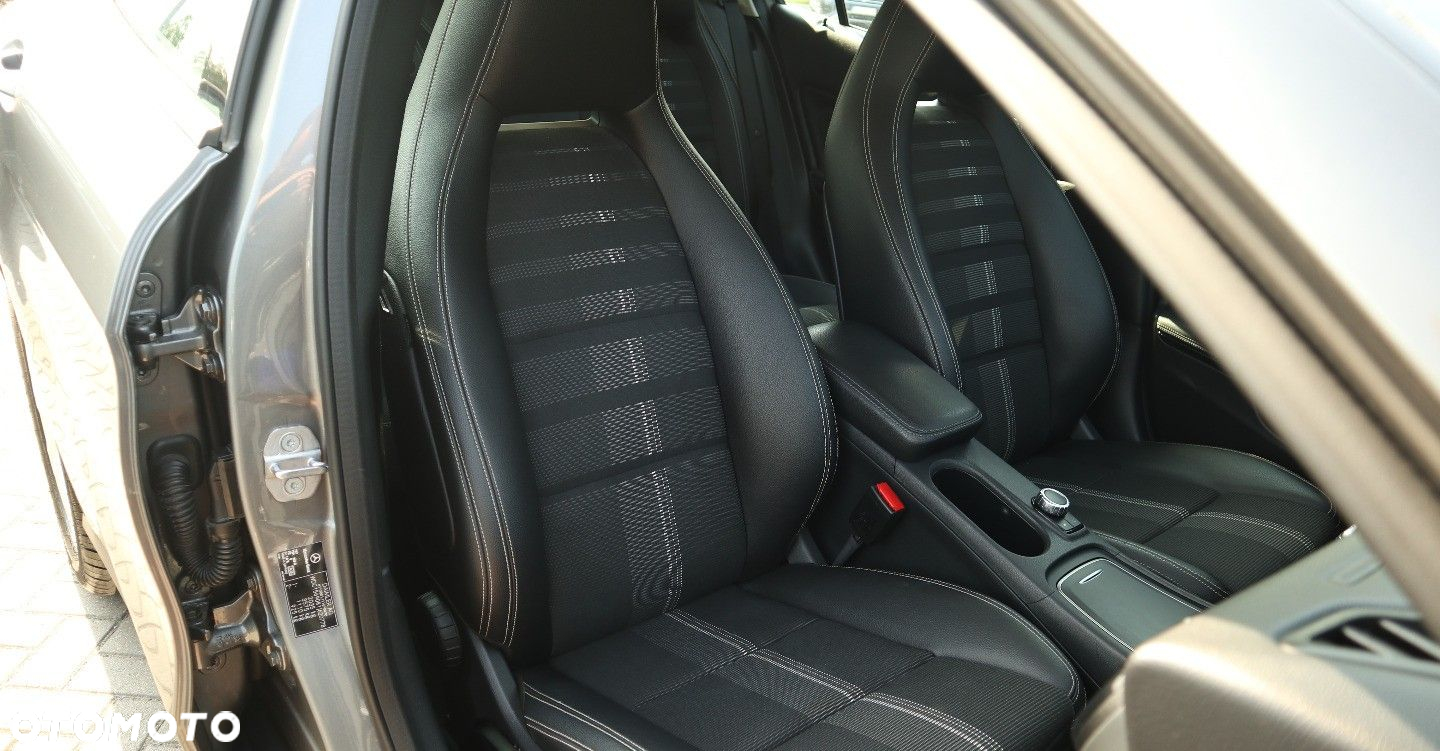 Mercedes-Benz GLA 200 (CDI) d 7G-DCT - 14