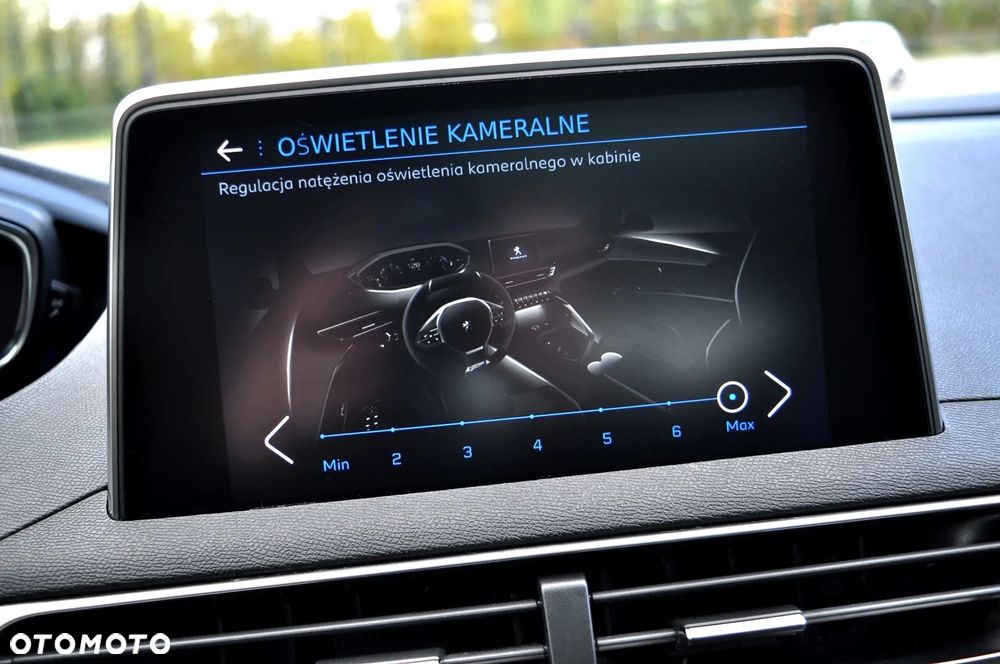 Peugeot 3008 1.2 PureTech Allure S&S - 29