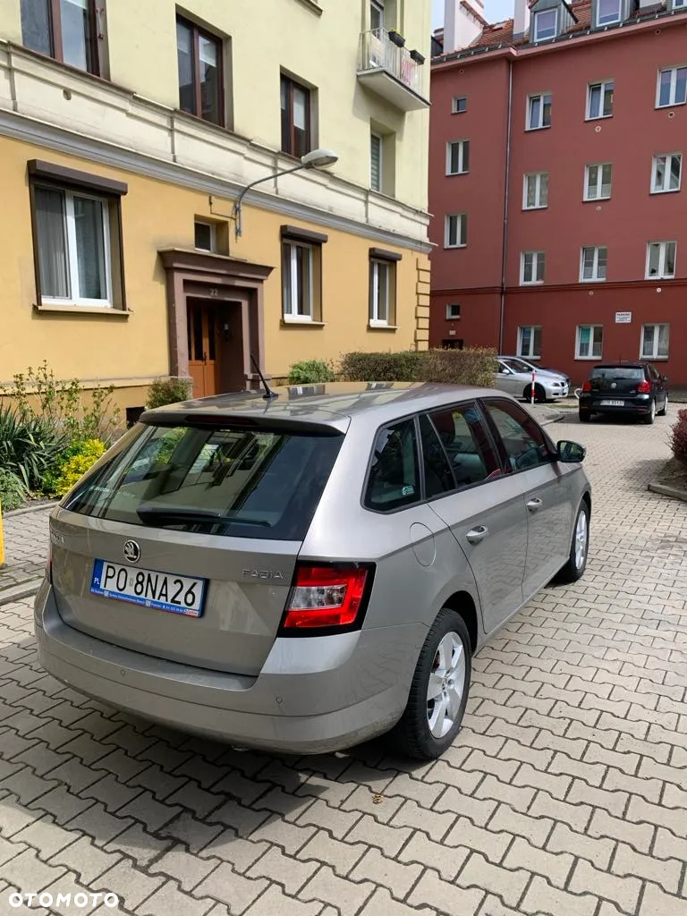 Skoda Fabia 1.2 TSI Ambition - 2