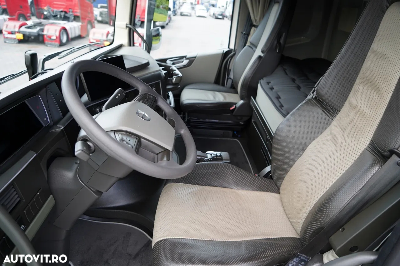 Volvo FH 500 / XXL / 2024 / I-PARK COOL / PIELE / I-SHIFT / CONTRACT DE REPARAȚIE POST-SERVICE / IMPORTAT - 17