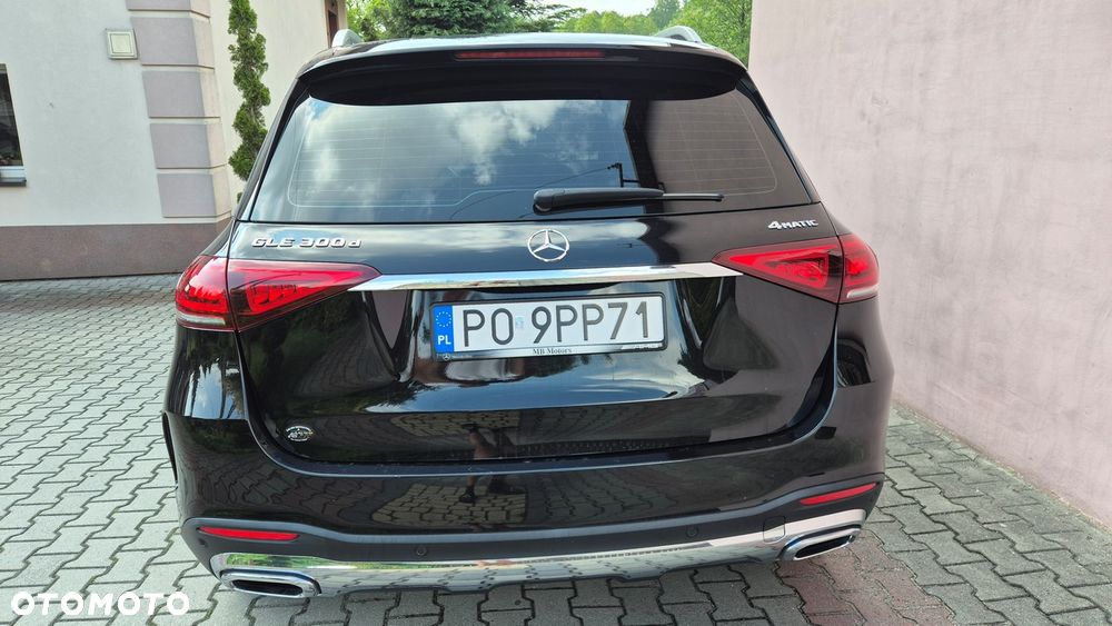 Mercedes-Benz GLE 300 d 4Matic 9G-TRONIC AMG Line - 13