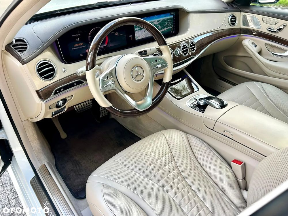 Mercedes-Benz Klasa S 560 4-Matic L 9G-TRONIC - 11