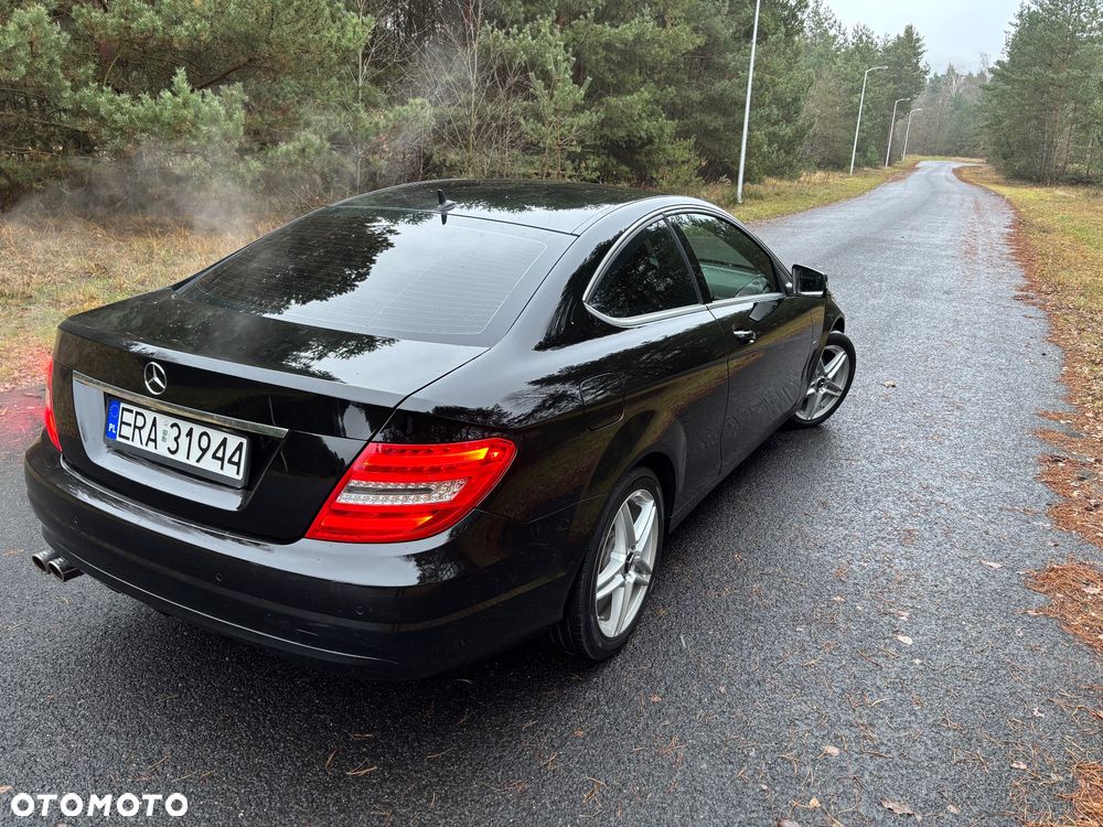 Mercedes-Benz Klasa C 180 CGI BlueEff - 7