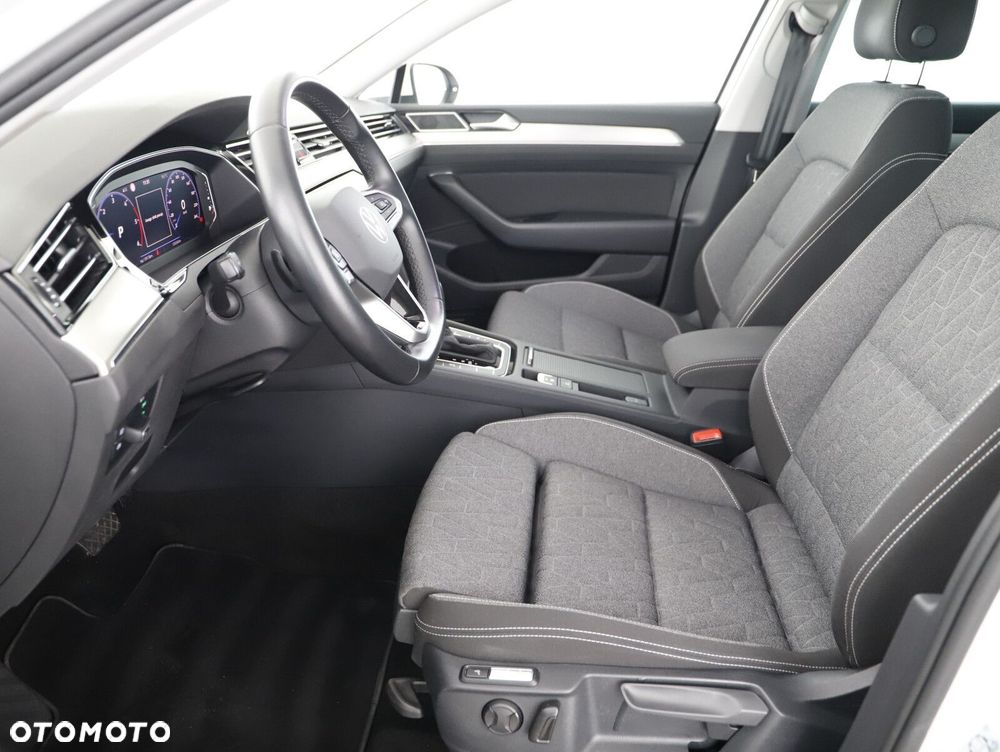Volkswagen Passat - 7