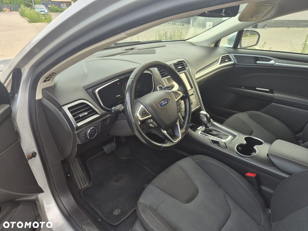 Ford Mondeo 2.0 TDCi Titanium PowerShift - 12