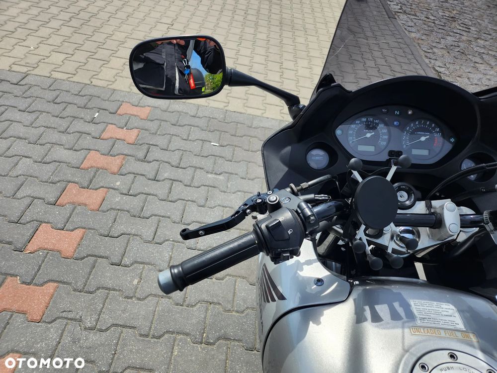 Honda CBF - 22