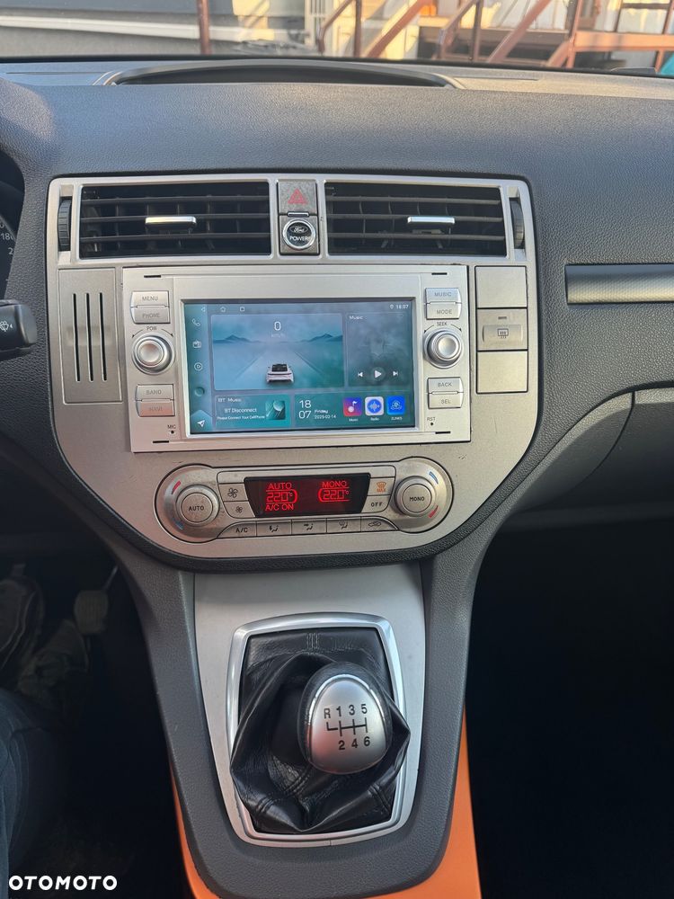 Ford Kuga 2.0 TDCi Titanium FWD - 17
