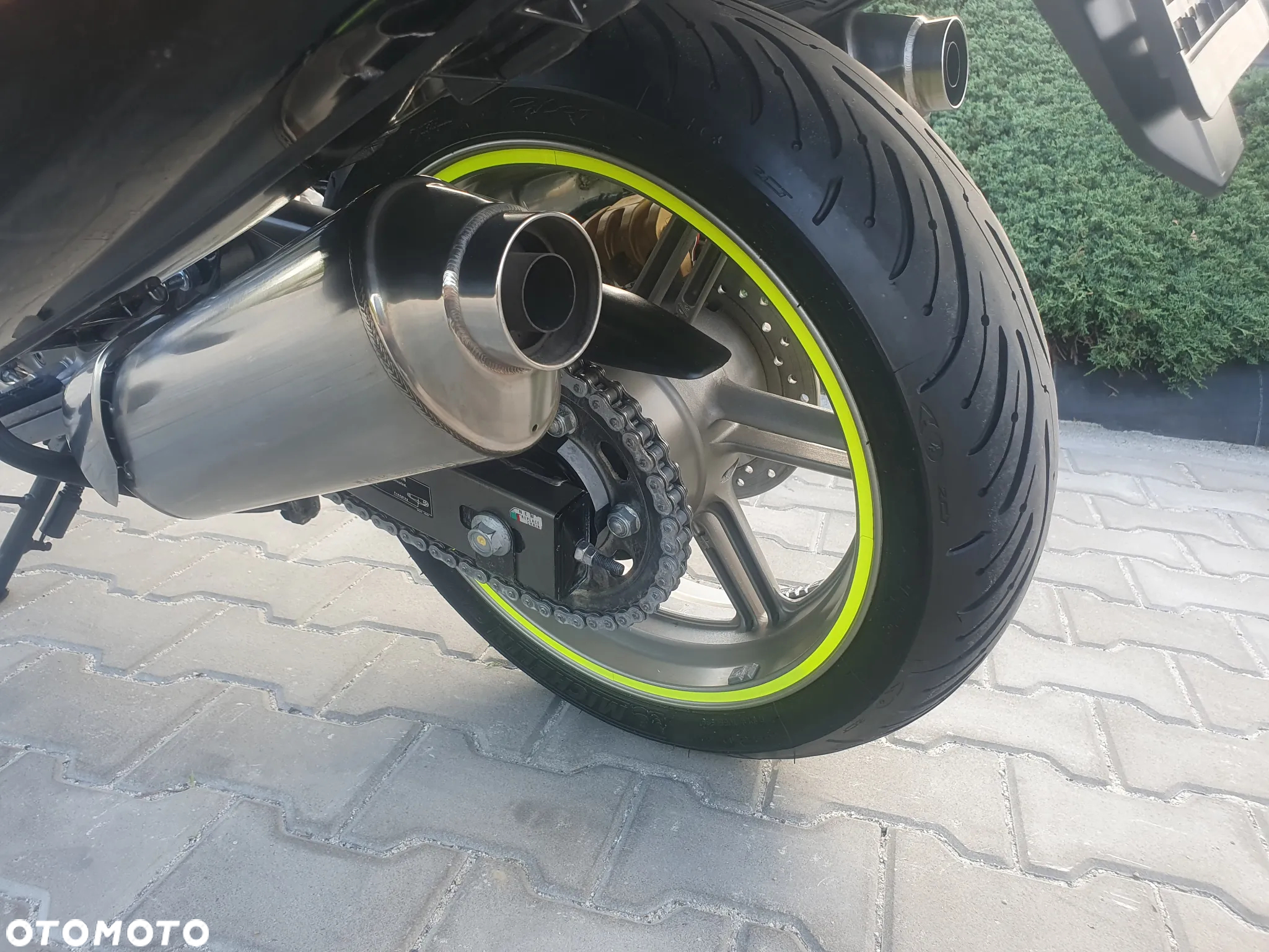 Honda CBF - 32