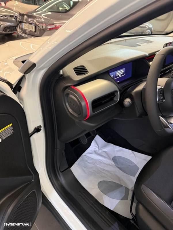 Jeep Avenger 1.2 GSE T3 Summit - 10