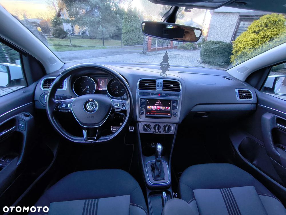 Volkswagen Polo 1.2 TSI Blue Motion Technology DSG Allstar - 10