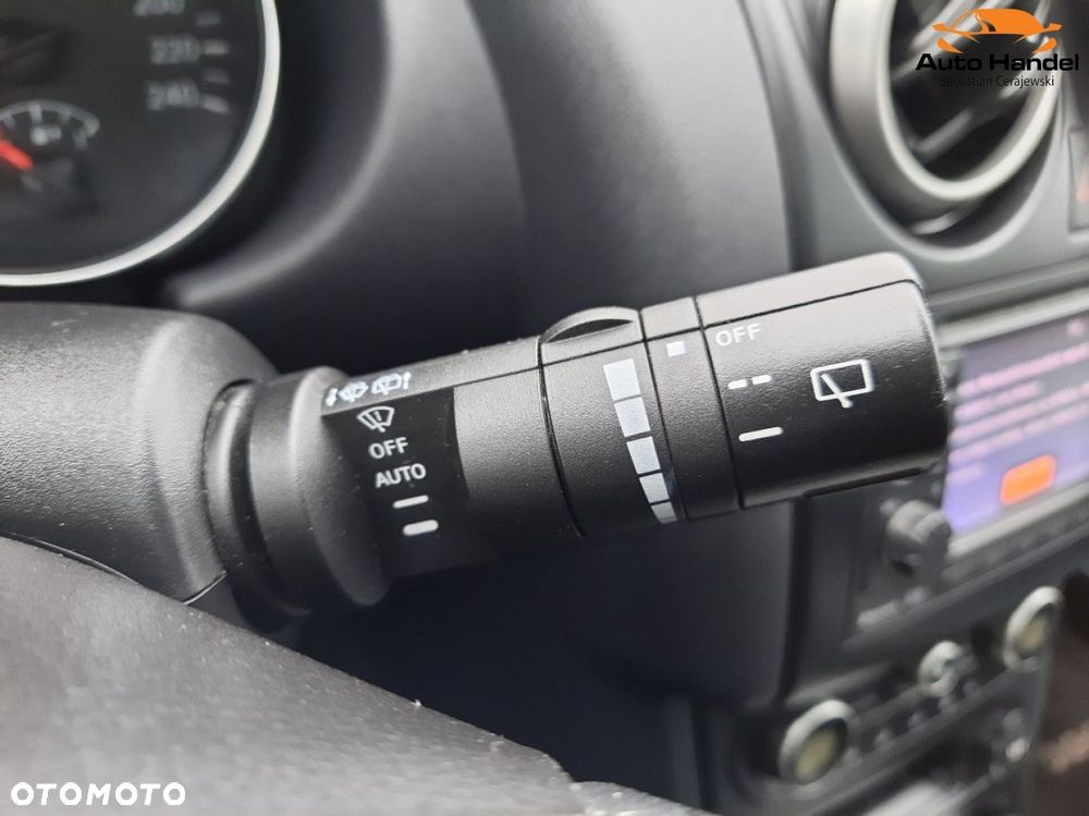 Nissan Qashqai 2.0 CVT tekna - 22