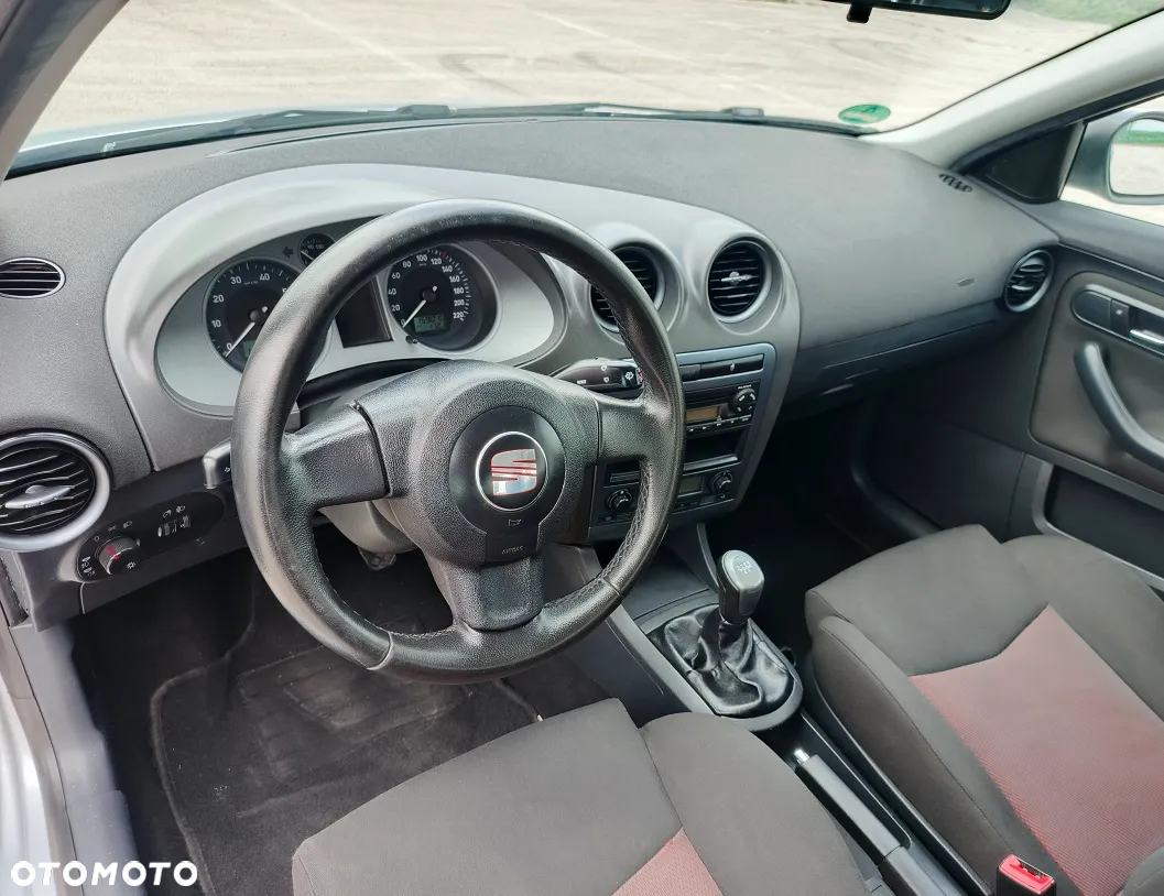 Seat Ibiza 1.4 16V Sport - 12