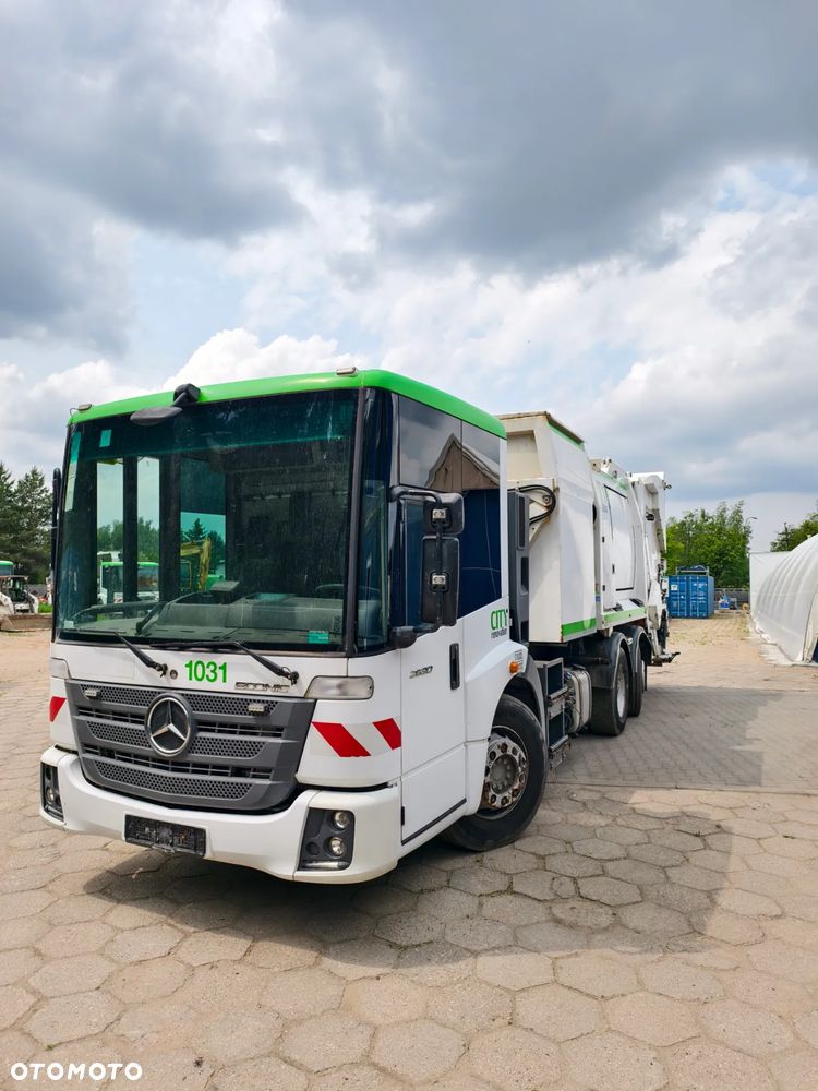 Mercedes-Benz Econic - 6