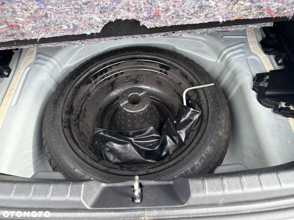 Toyota Yaris 1.5 Selection - 25