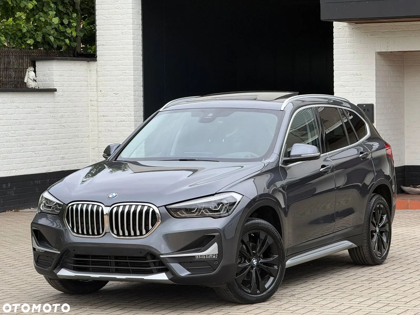 BMW X1 sDrive16d xLine - 1