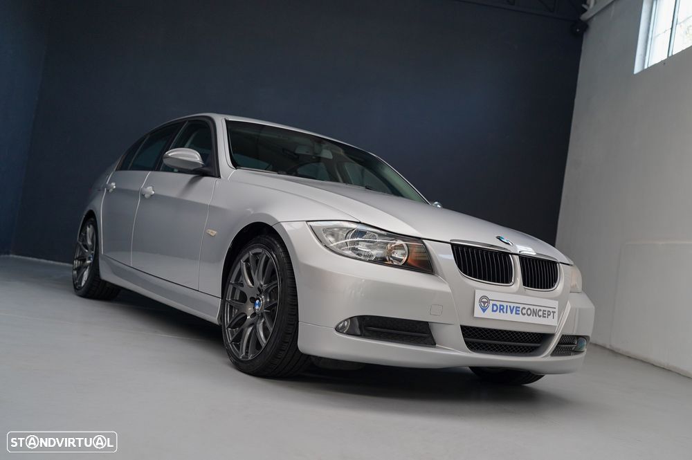 BMW 320 d Navigation Sport - 5