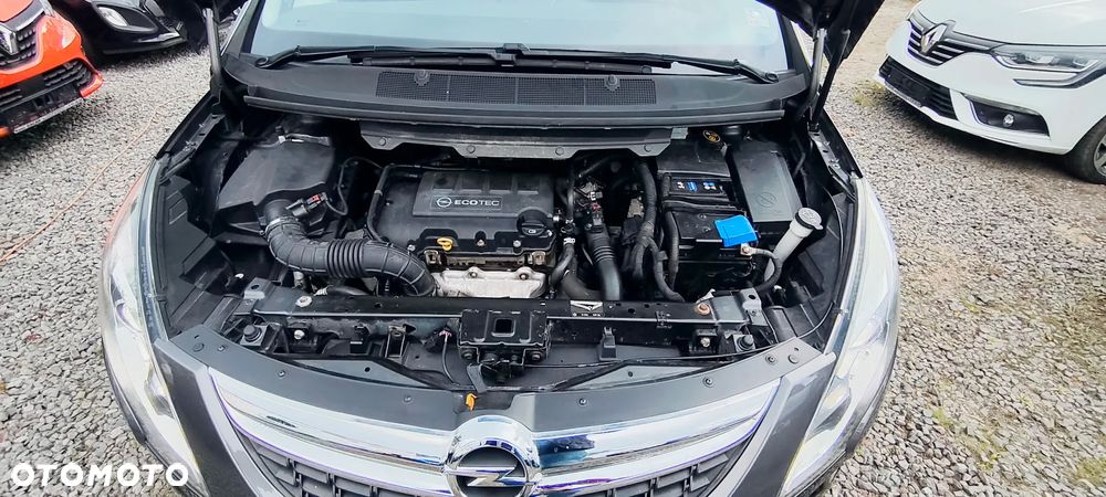 Opel Zafira 1.4 T Cosmo - 28