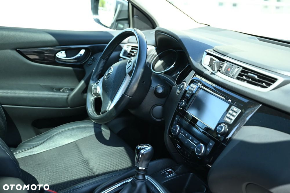 Nissan Qashqai 1.6 DIG-T Tekna - 6