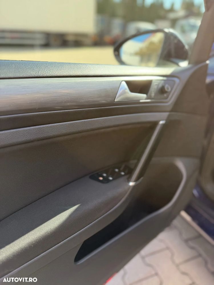 Volkswagen Golf 1.6 TDI Comfortline - 12