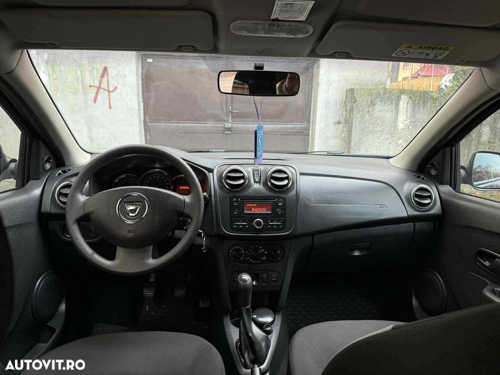 Dacia Logan 1.2 Laureate - 10