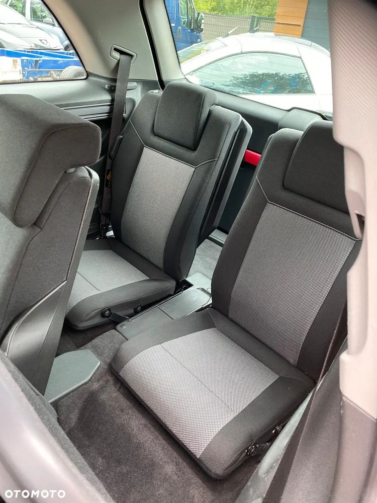 Opel Zafira 1.6 Cosmo - 12